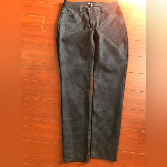 Karl Lagerfeld Paris Checkered Ankle Pants size 8 - Picture 13 of 15